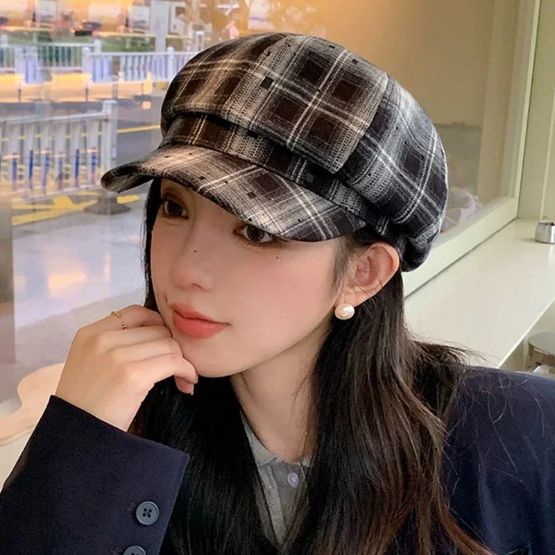 New Octagonal Hats for Men Women in Spring and Autumn Versatile Fashionable Retro Plaid Stripes Cotton Berets Painter Hats