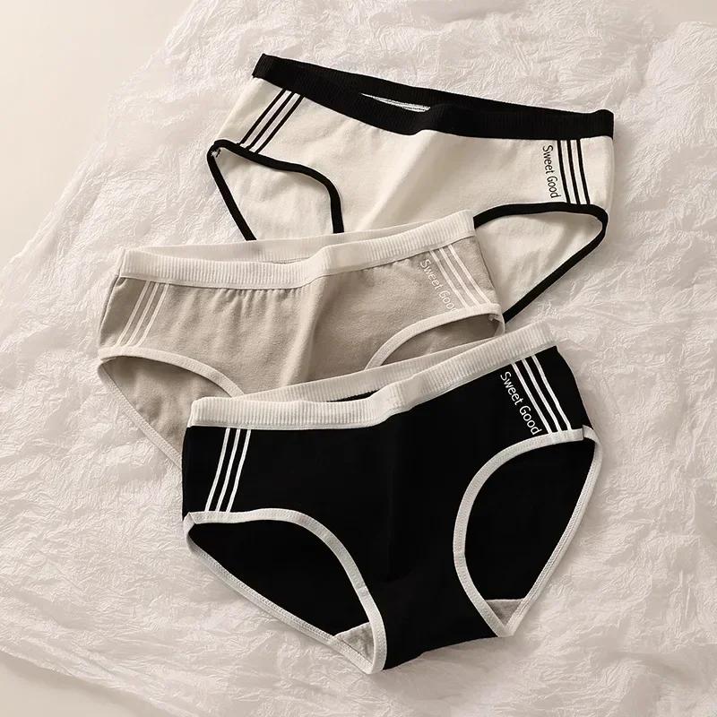 女性用コットンクロッチパンティー,セクシー,レースレス,日本のスポーツスタイル,女の子用の通気性のある下着,シンプルなランジェリー