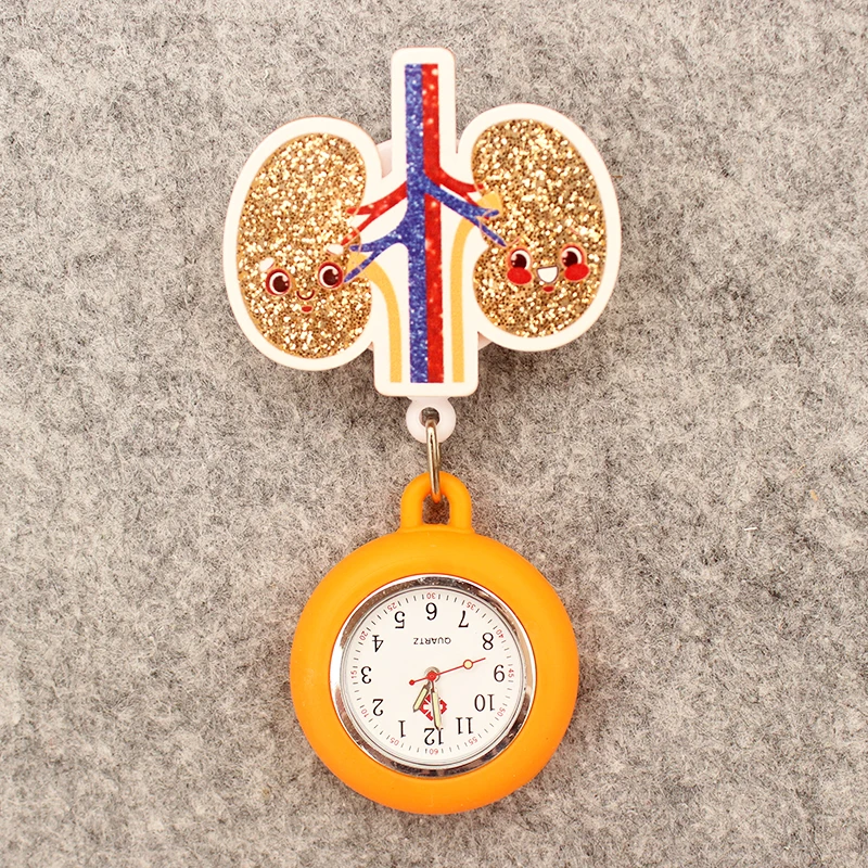 Orologio da tasca stile polmonare a forma di cuore cartone animato retrattile e con clip per uomini e donne da dottore e infermiere