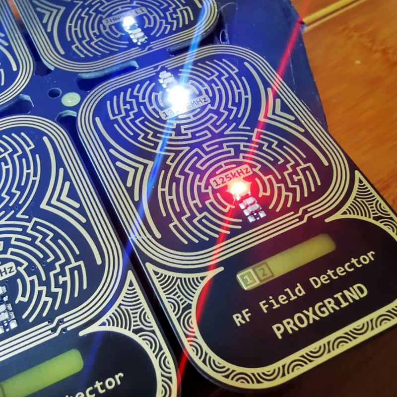 Tiny การ์ดตรวจจับความถี่ Proxgrind RFID Field Detector พวงกุญแจจี้โทรศัพท์มือถือ IC ID Access Control Readhead การทดสอบ