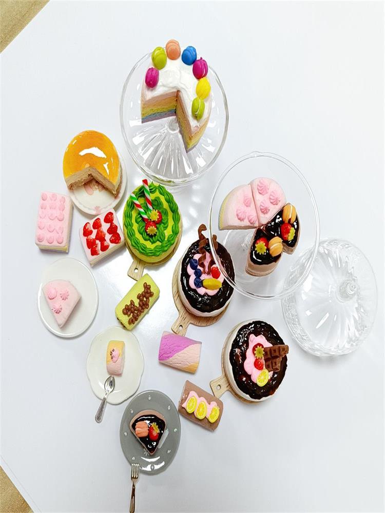 Nowy 1/6 symuluj Mini domek dla lalek miniaturowy RainbowCake ciasto czekoladowe Matcha ciasto udawaj jedzenie Mini ciasto dla lalek Blyth OB11 BJD