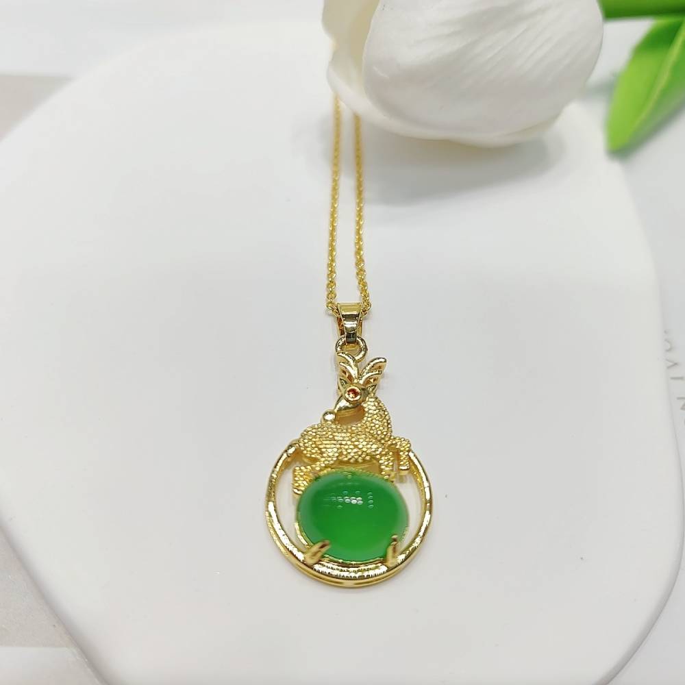 Natural Jade Calcedônia Cervo Colar Pingente para Mulheres, Pingentes Crisoprase Incrustados, Encantos Da Moda, Presentes Da Joalheria