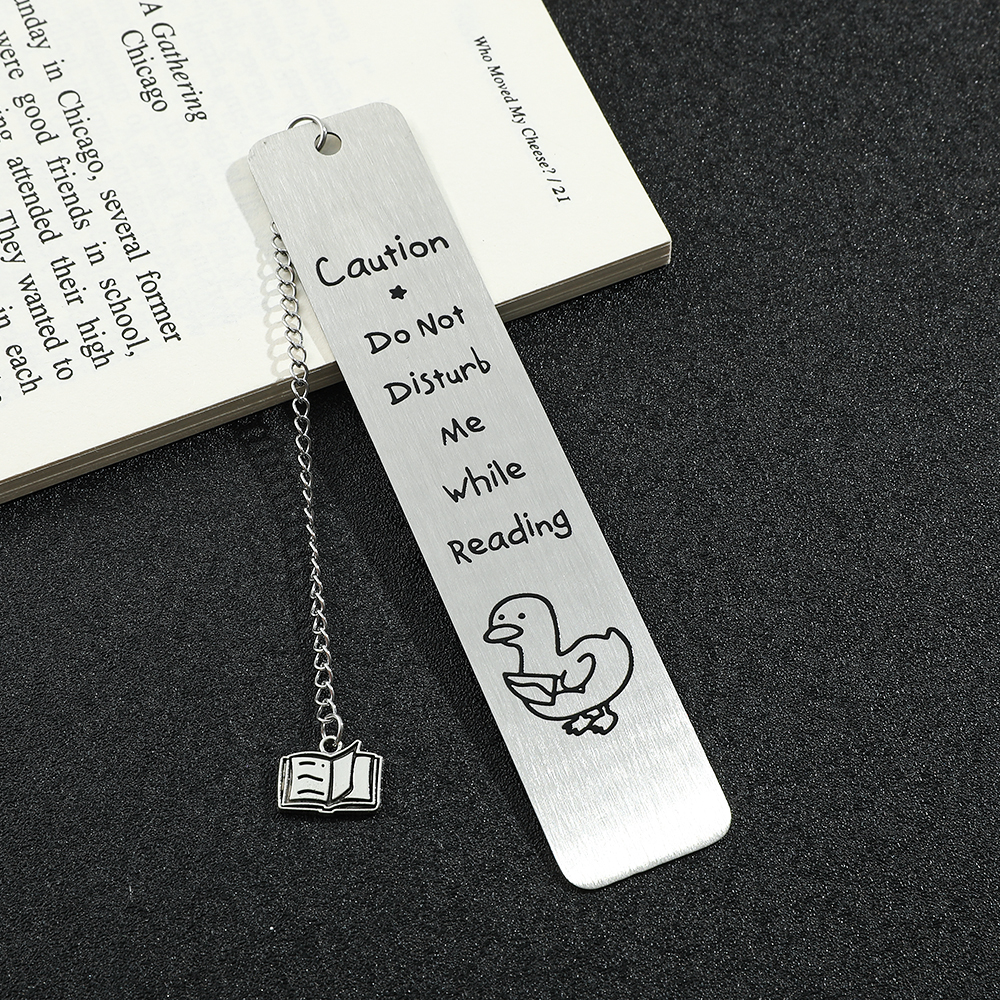 A Snoopy Multipurpose Dog Bookmark, Stainless Steel Material with Chain - The Perfect Gift for Snoopy and Bookworm