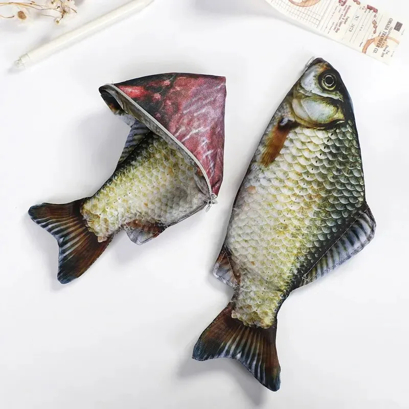 1pc presente criativo e peculiar simulado peixe caneta saco simulado crucian carpa papelaria saco