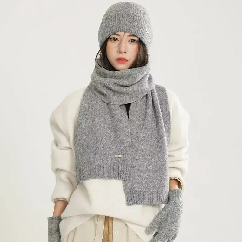 Gorro de punto, bufanda, guantes, conjunto de tres piezas, lana de color sólido, gorro cálido y versátil para otoño e invierno, bufanda informal a prueba de viento