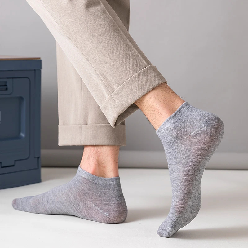 8 Paar Männer einfarbige minimalist ische Söckchen modische vielseitige Trends ocken leichte atmungsaktive bequeme Freizeit socken