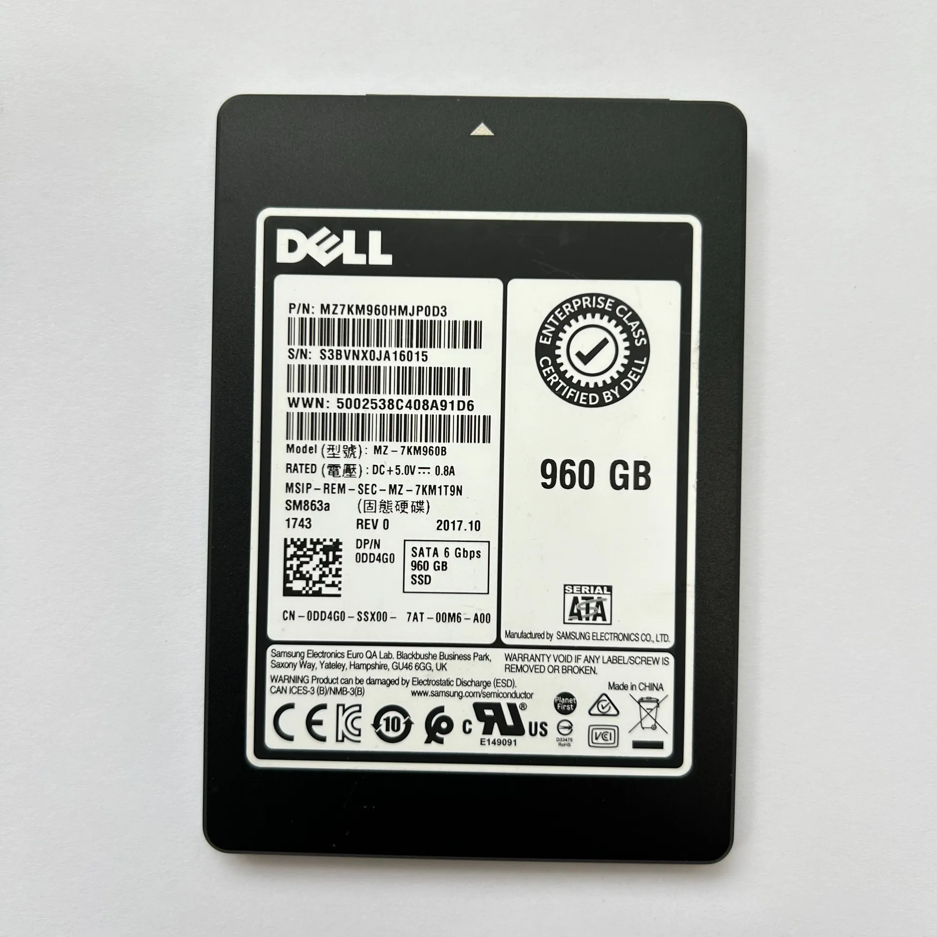 Серверный твердотельный жесткий диск известного бренда SM863a 960G