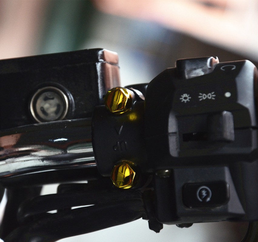 30 stücke 1,4/1,2/1/0,8 CM Motorrad Modifikation Schraube Kappe Dekoration für Motor Roller Elektrische Auto farbige Mutter Abdeckung Zubehör