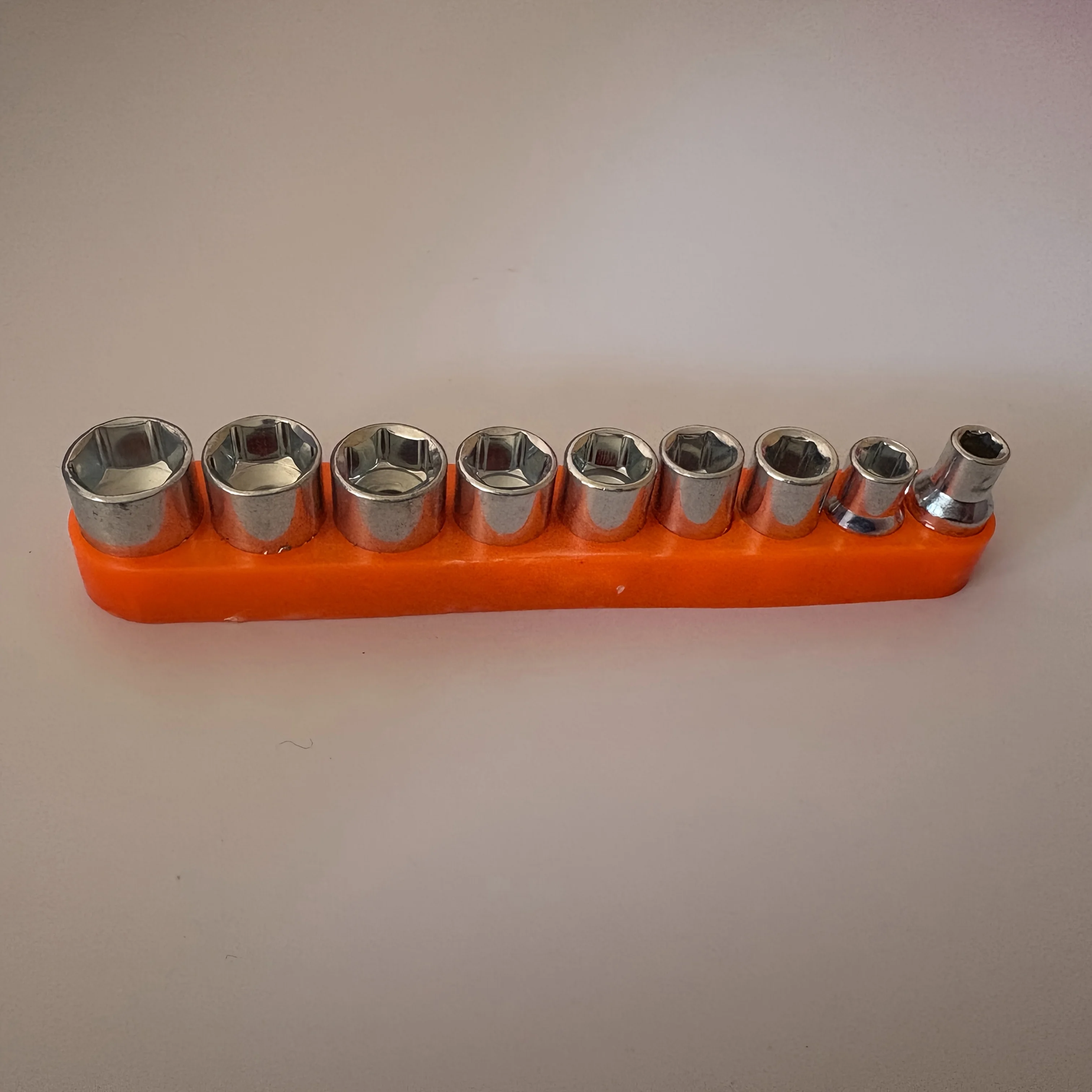 1/4" Mini śrubokręt z grzechotką do jazdy do przodu i do tyłu oraz 10 szt. bitów ze stali S2 11 szt. śrubokrętów z grzechotką i zestaw bitów,