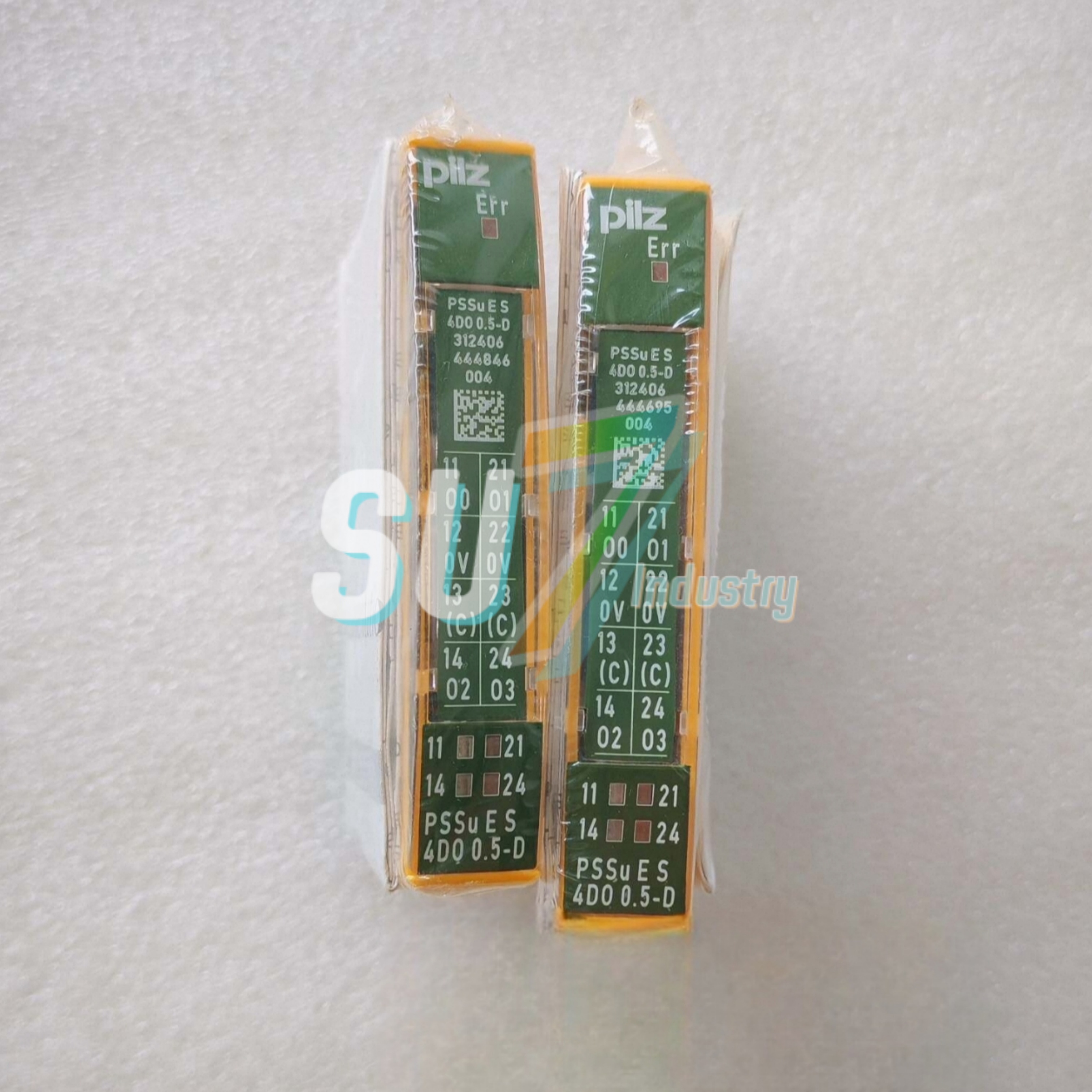 PLC module new in stock 312400 PSSu E S 4DI 312405 PSSu E S 4DO 0.5 312406 PSSu E S 4DO 0.5-D 312430 PSSu K S 16DI