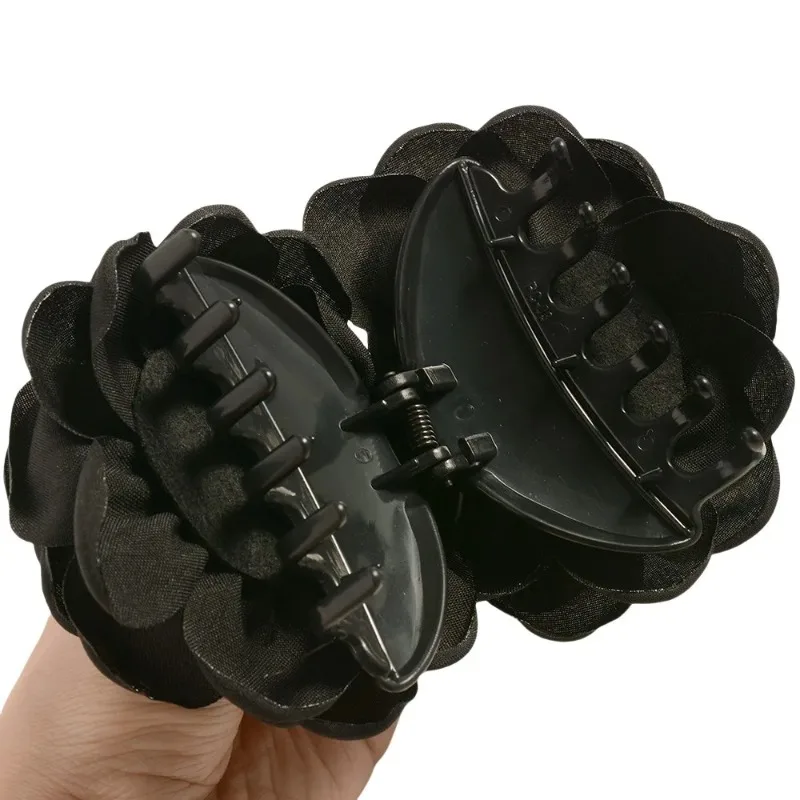 16 Kleuren Zweet Middelgrote Katoen Roos Bloem Haar Klauw Clips Voor Vrouwen Koreaanse Ctach Shark Klem Haaraccessoires 2024