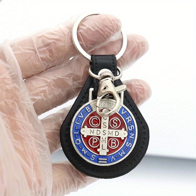 2pcs PU Leather St Benedict Pendant Key Chain Keyring Religious Jesus St. Benedict Keychain Women Men Catholic Baptism Jewelry