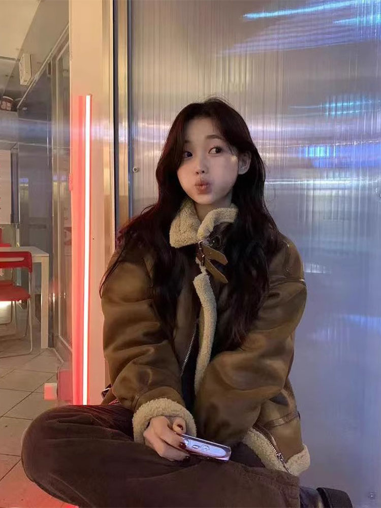 Korean Retro Lapel Fur Leather Vest Women's Winter New Small Size Deer Skin Velvet Windproof Warmth Leather Jacket Trendy