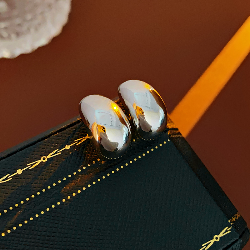 Brincos pequenos de metal minimalista para mulheres, forma de feijão, coração, gota d'água, acessórios de joias, moda