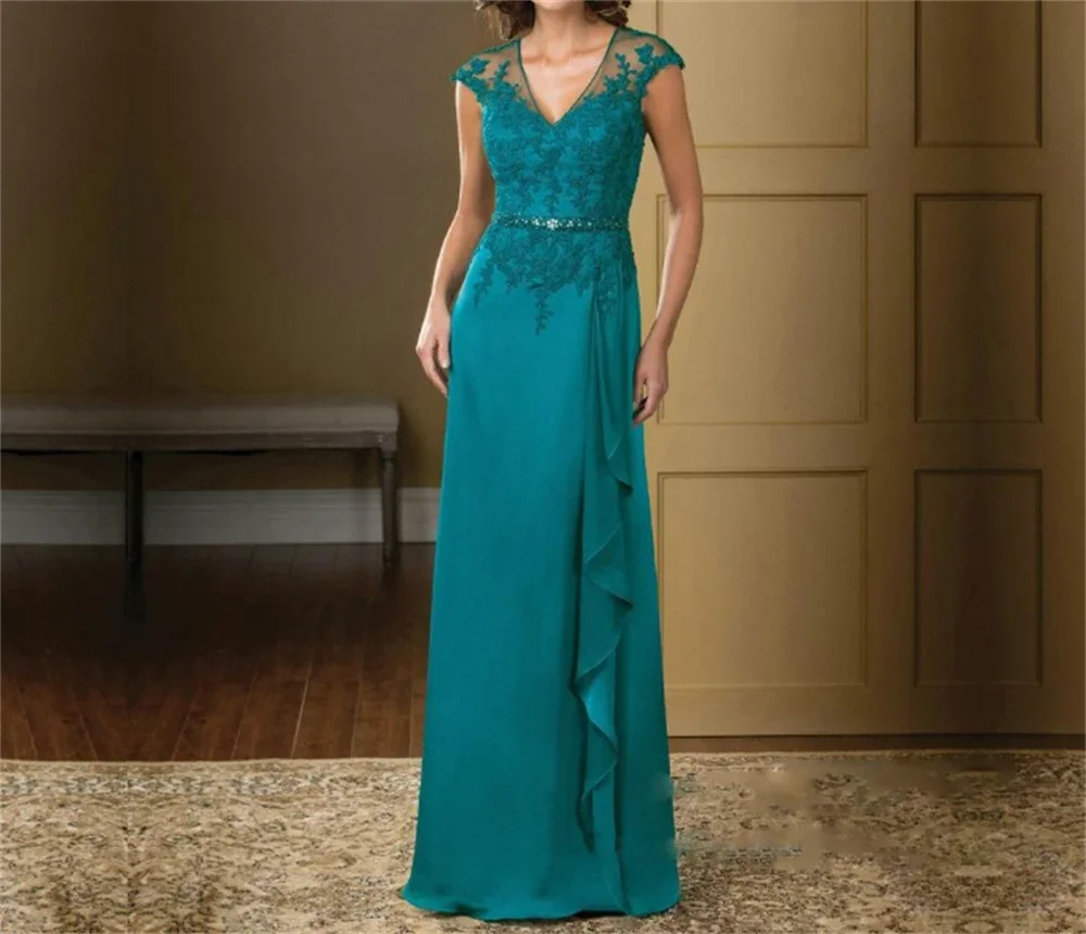 A-Line Lace Floor-Length Mother Of The Bride Dress Elegant 2022 Plus Sizes Turquoise Appliques Chiffon Short Sleeve Ruffles Belt