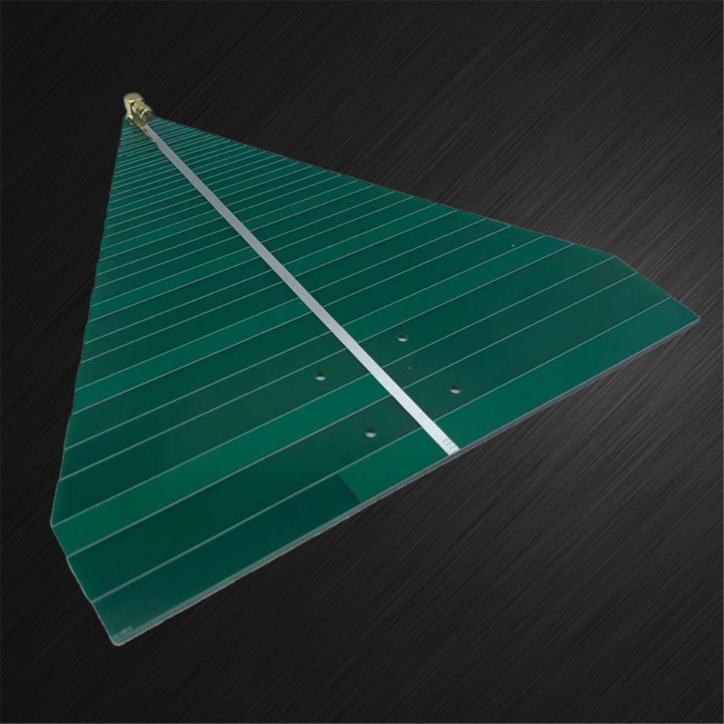 Breitbandantenne UWB Log Periodic Antenne 600- 6000 MHz Effizienter Stromdurchgang 96BA