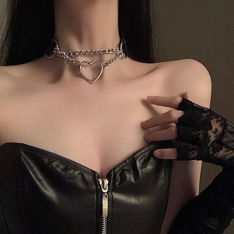 Collar Sexy de cuero Bdsm para mujer, conjunto de collares y correa de corazón de esclavo para Cosplay, Gargantilla gótica de Bondage, accesorios de campana