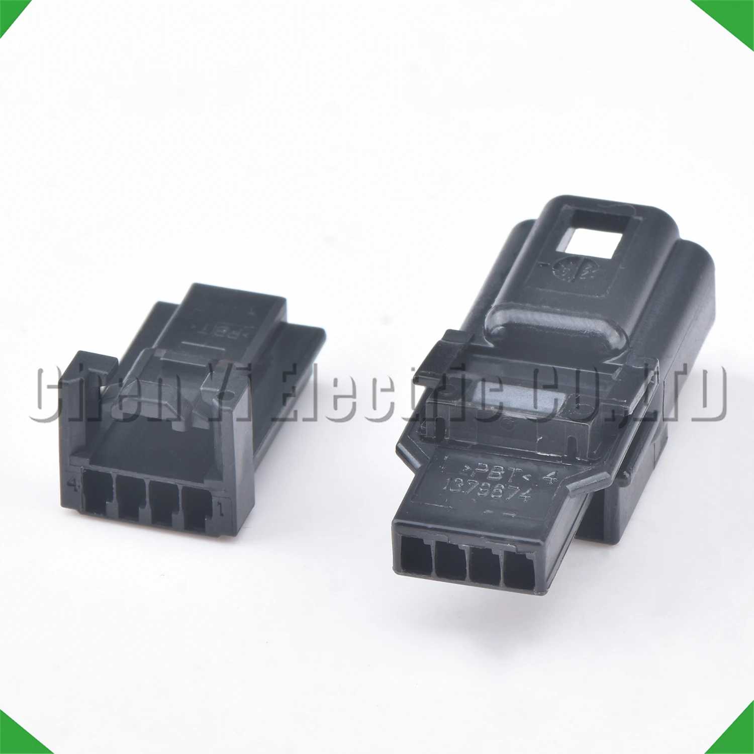 Conectores automotrices negros de 4 pines Enchufe del mazo de cables 1379658 -1 1379674 -1