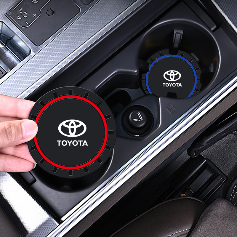 Posavasos de silicona para coche, almohadilla antideslizante con ranura para taza de agua, accesorio para Toyota Chr Rav4 Yaris Prius Avensis Corolla Camry Auris, 2 uds.