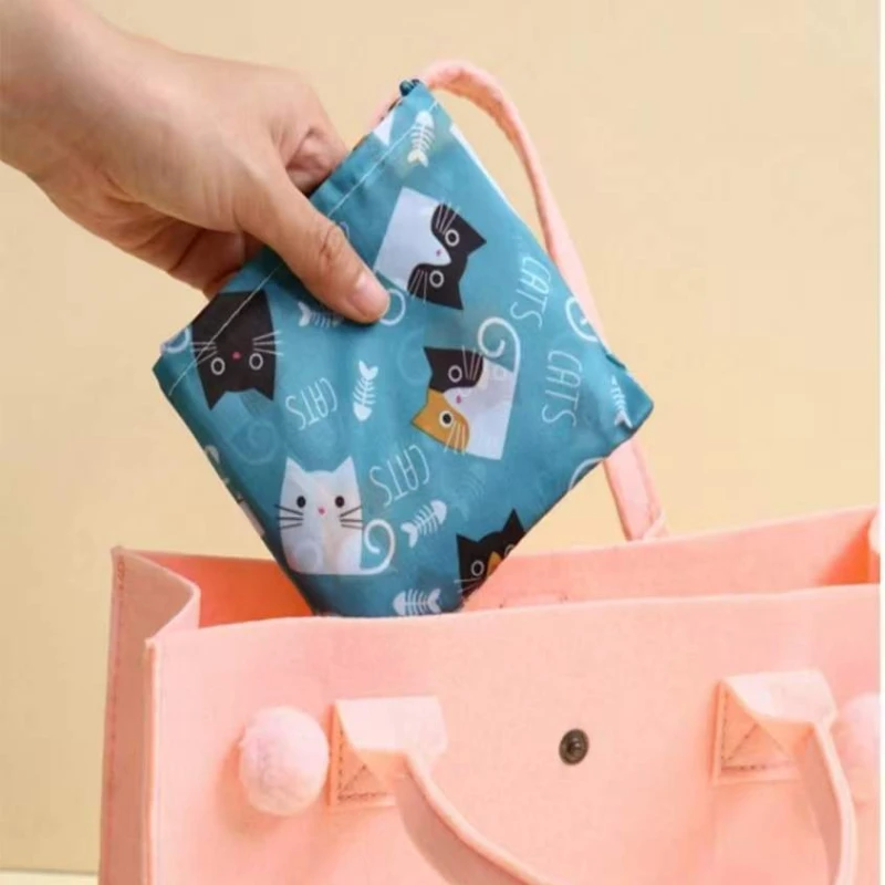 Large Capacity Folding Shopping Bag Environmentally Friendly Folding Bag Creative Portable Printed Hand-held Storage Bag