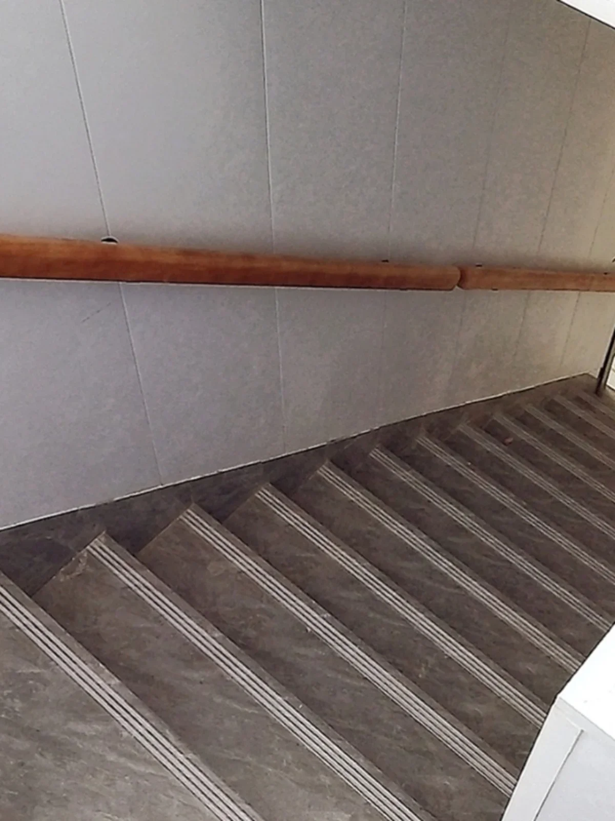 Railing handrails  solid wood Villa indoor wall anti-skid child stairs wood handrails
