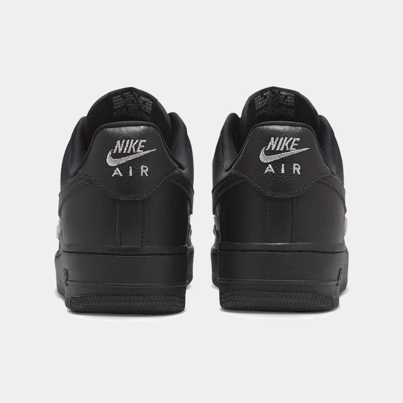 Nike Air Force 1 Low รองเท้าผ้าใบสําหรับบุรุษและสตรีรองเท้าลําลองที่สวมใส่สบายรองเท้าผ้าใบแฟชั่นอเนกประสงค์คลาสสิกสีดํา