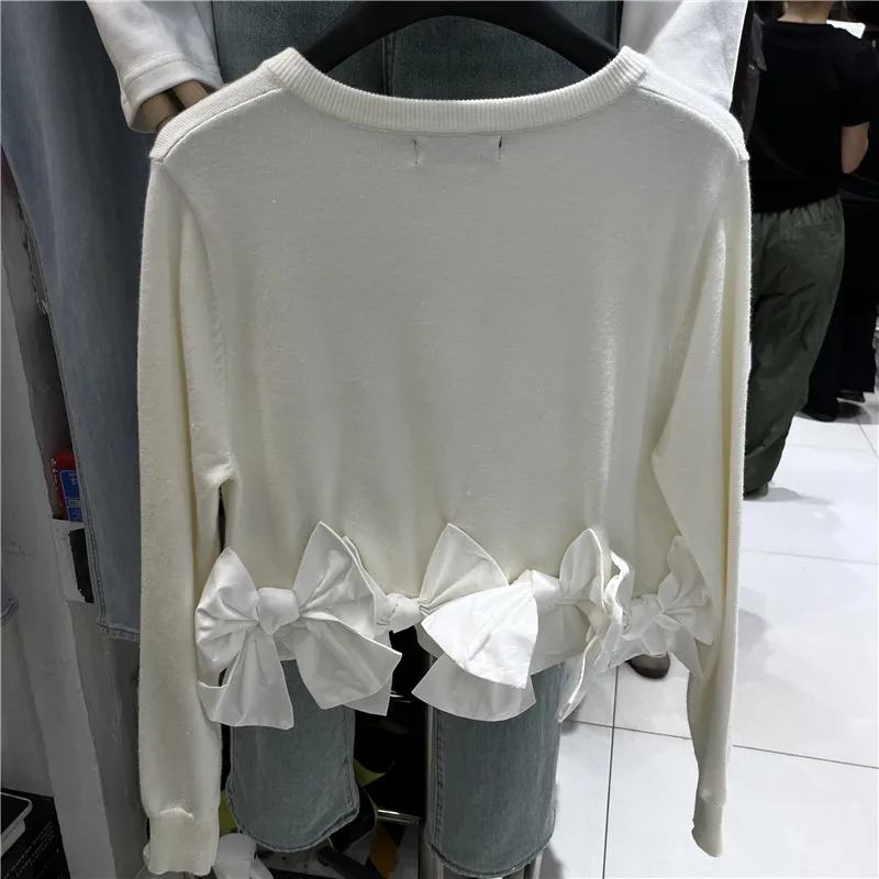 Cardigan Curto Sem Mangas de Estilo Coreano com Decote Redondo e Abertura, Moda Fena com Pesadas Aplicações e Laço de Bor...