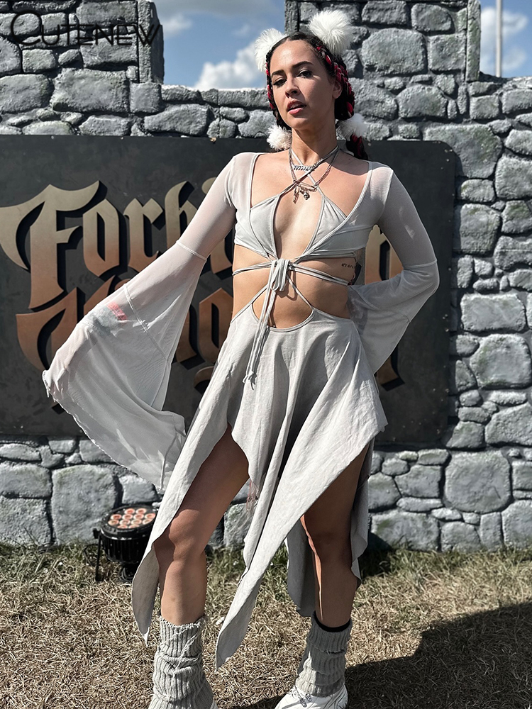 Cutenew 女性のメッシュ 2 点セットセクシーな長袖レースアップアウタートップ + ホルタースキニー中空アウトレディドレススーツ新しい衣装