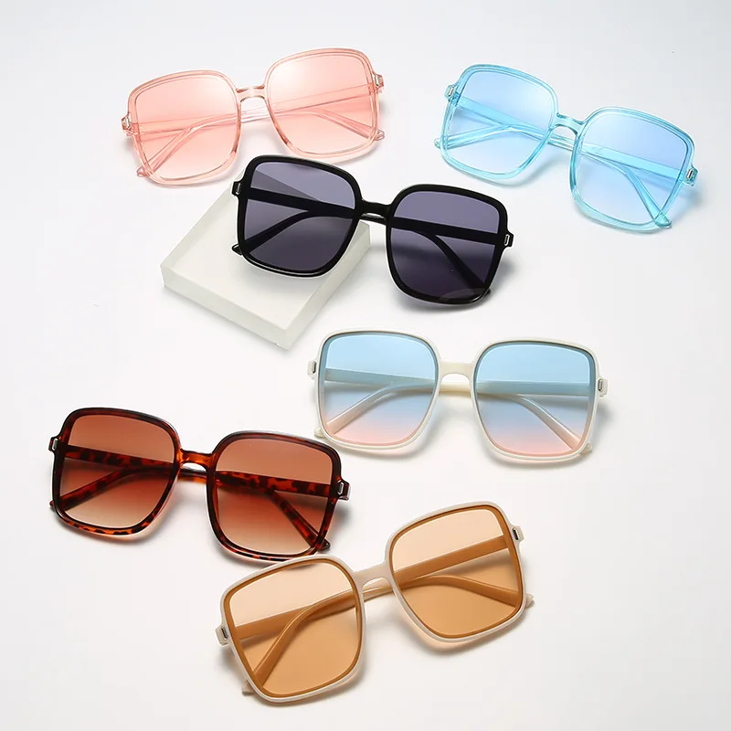 Óculos de sol quadrados oversized vintage 2025 moda feminina gradiente ao ar livre tons retro feminino design de marca de luxo