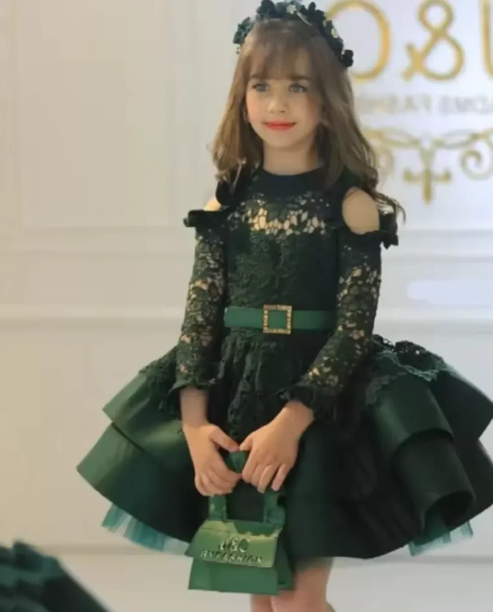 Robe de fille de fleur pour fille de Communion mignonne princesse col haut avec manches d'illusion dentelle Corest jupe moelleuse robe de bal partie formelle