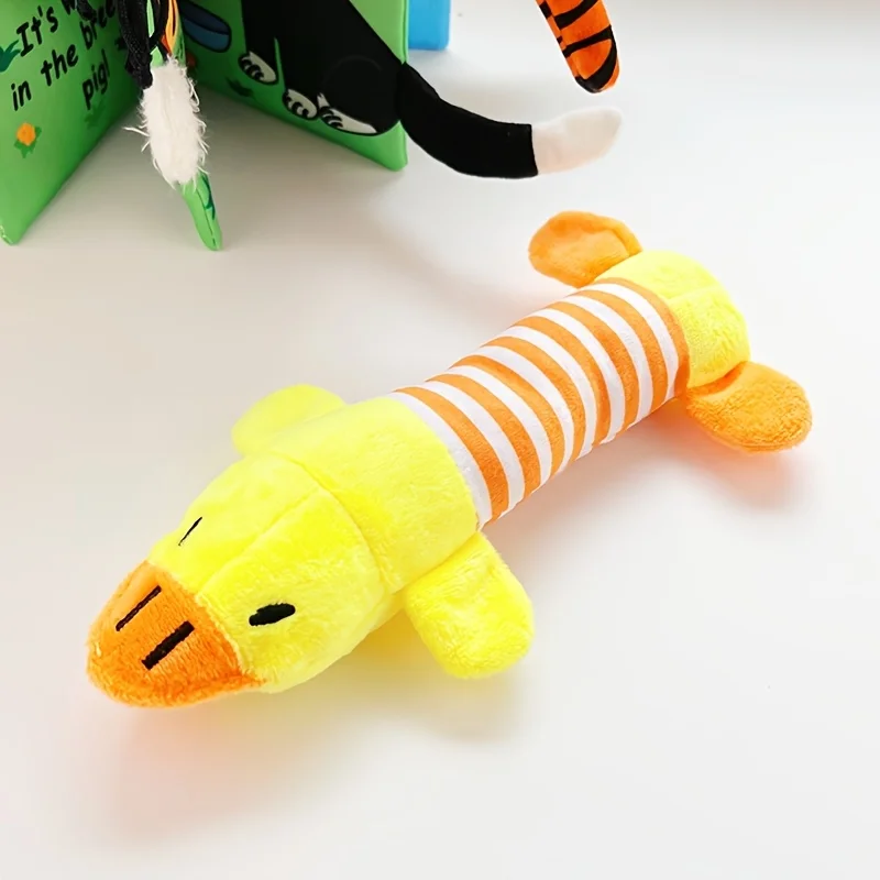 สัตว์เลี้ยงน่ารักสุนัข Cat Plush Squeak เสียงของเล่นสุนัขตลกขนแกะความทนทาน Chew Molar ของเล่น Fit สําหรับสัตว์เลี้ยงช้างเป็ดหมู