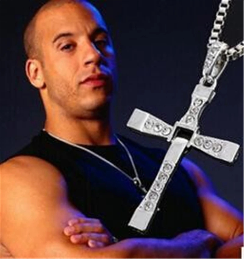 Dominic Toretto 크리스탈 예수 남성용 십자가 펜던트 목걸이, 빠른 속도와 격렬한 유명인 빈 디젤 아이템, 선물 쥬얼리