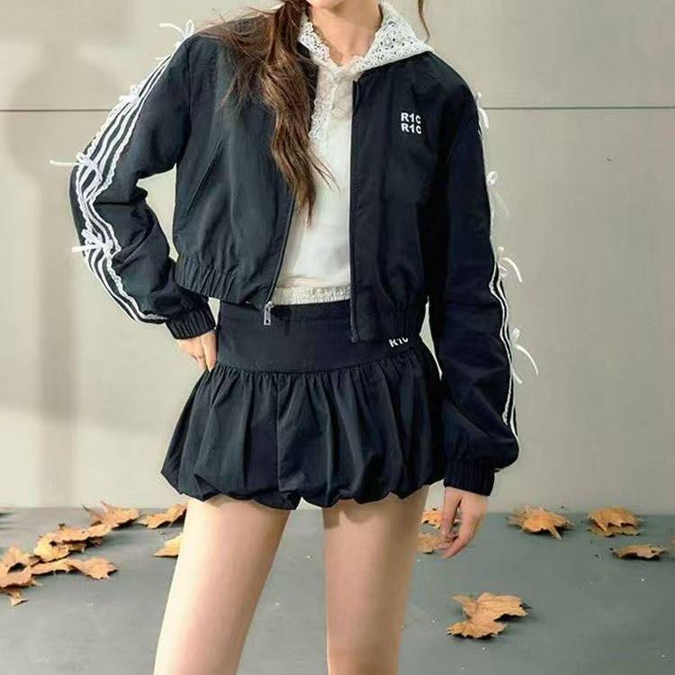 女性新 2000 年代の美学エレガントなツーピーススカートセット女性のセクシーなスポーツウェアコート + ミニスカートスーツ女性のハイストリートシックなセット