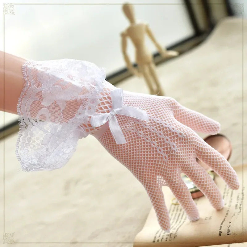 Gants ajourés en dentelle Lolita pour filles, étiquette de cérémonie pour femmes, mitaines fines en maille, gothique Punk, gant Sexy, noir, blanc, élastique doux