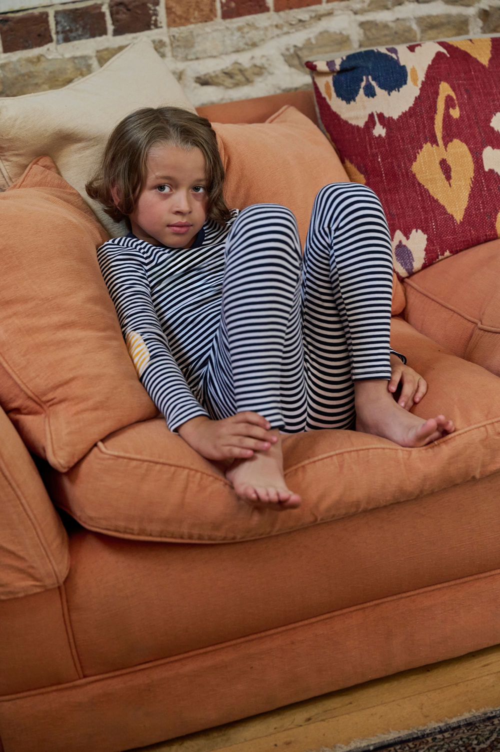 AS 2025 nuevo conjunto de ropa de otoño para niños, pijamas de algodón a rayas, ropa familiar para adolescentes y bebés