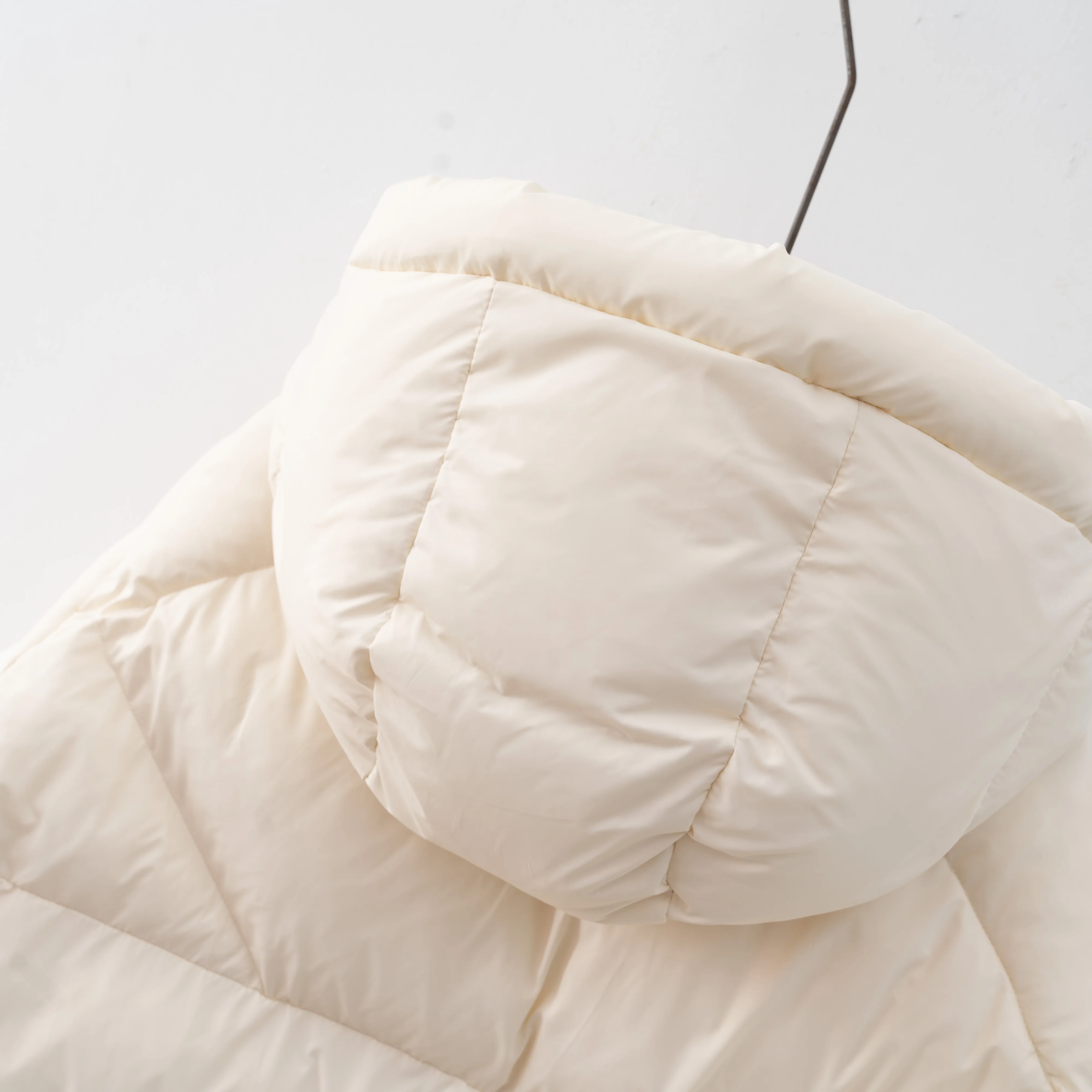 2025 ผู้หญิงฤดูหนาวเสื้อแจ็คเก็ตสไตล์หนา WARM Fluff Parka หญิงกันน้ํา Outerware Coat ใหม่ร้อน