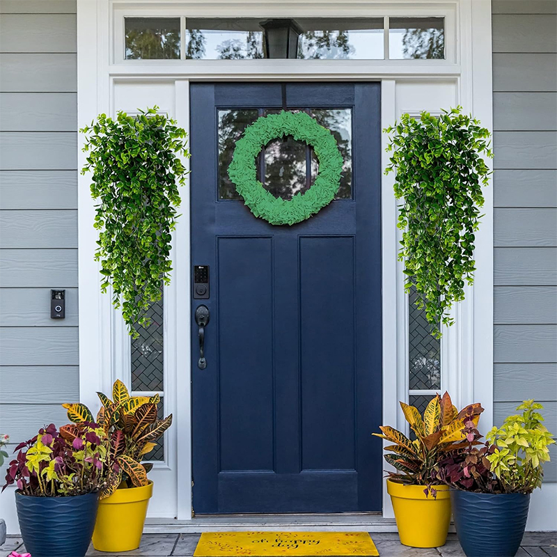 Artificial Hanging Plants Fake Wall Hanging Eucalyptus Plants UV Resistant Plastic Plant Indoor Outdoor Garden Room Decor