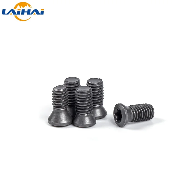 50 ชิ้น/ล็อต M1.8 M2 M2.5 M3 M3.5 M4 M5 M6 torx สกรูสําหรับคาร์ไบด์แทรกเครื่องกลึง CNC เครื่องมืออุปกรณ์เสริมโลหะผสมเหล็ก 12.9
