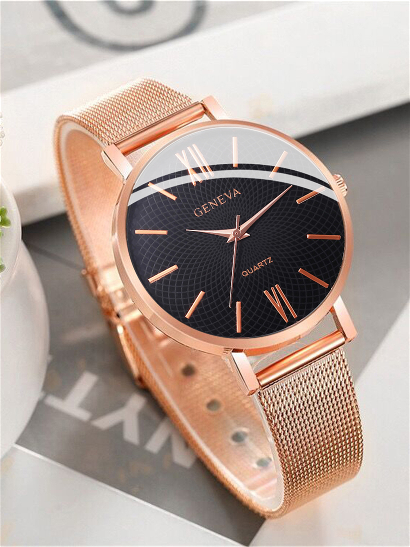 Nuevo reloj sencillo a la moda para mujer, reloj de ocio para mujer, relojes de pulsera deportivos de malla de acero, reloj de pulsera para mujer