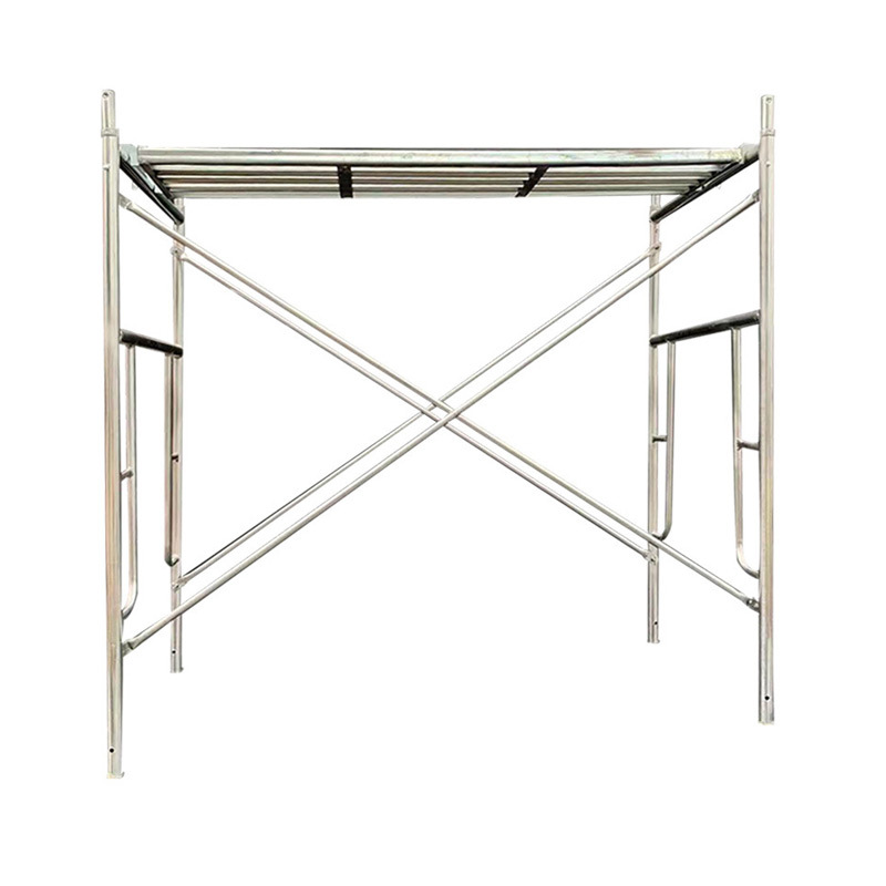 Nueva escalera de torre de andamio telescópica de aluminio móvil en andamio