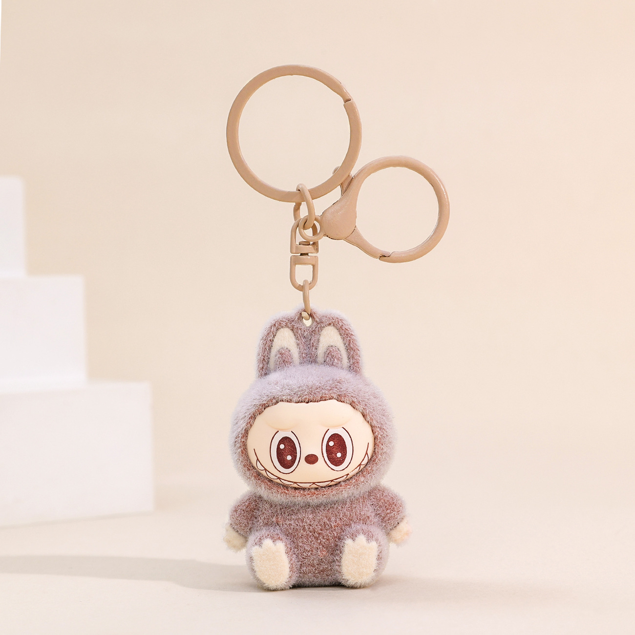 LLavero de muñeca Labubu sentado, implantación externa, pelusa, juguete de Pvc, adornos para teléfono, bolsa, dijes, llavero de coche, regalos de navidad