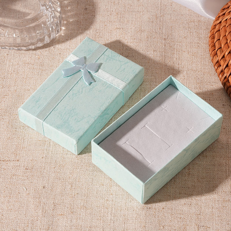 ポータブルPUレザートラベルジュエリー収納ボックス、青とピンク、丸い正方形、ネックレスイヤリングとリングケース