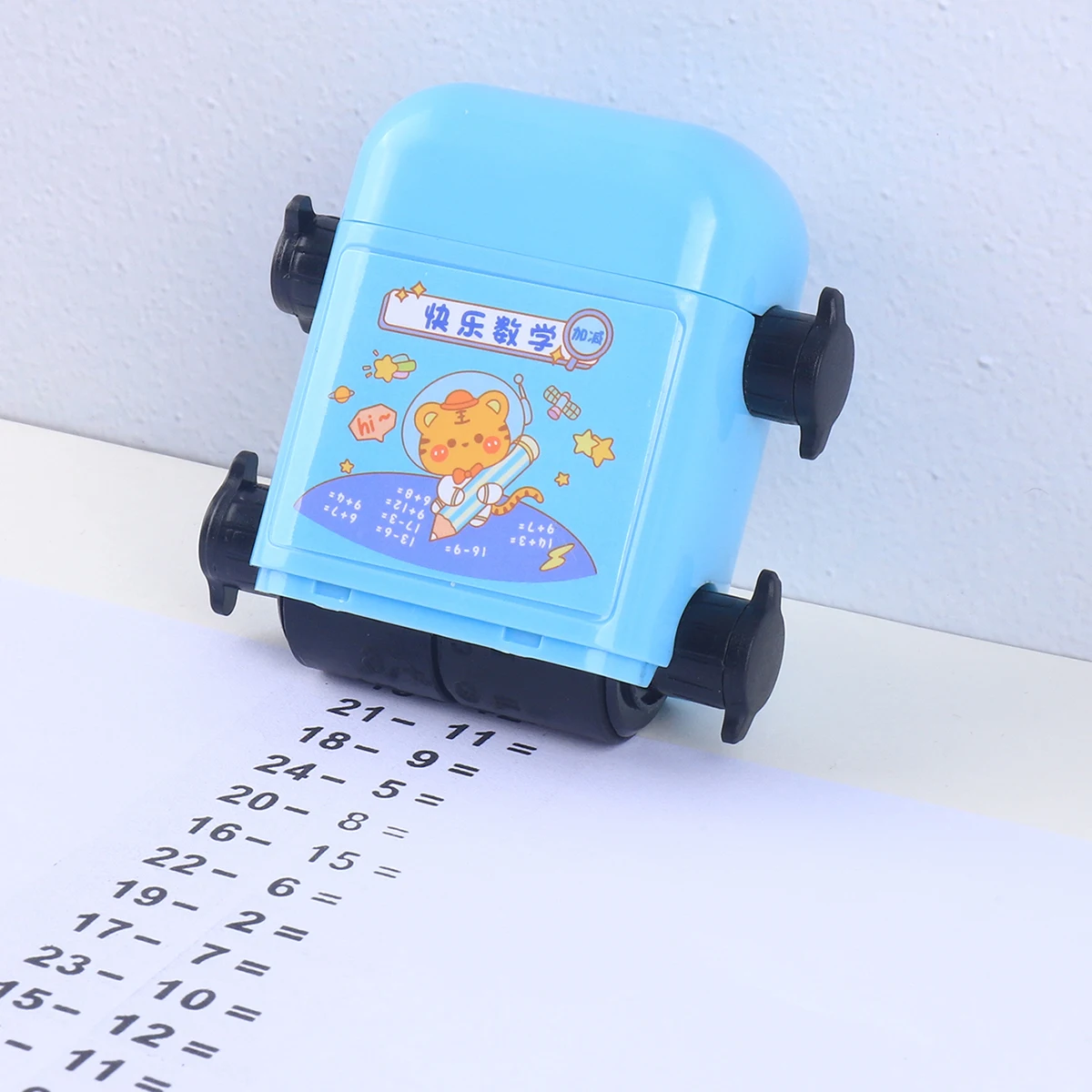 1 timbro di moltiplicazione casuale a doppio rullo due in uno, timbro a rullo per costruttore di domande di calcolo matematico per pratica degli studenti