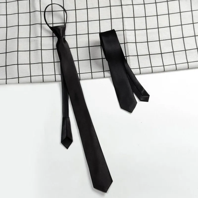 Corbatas negras Unisex con cremallera, corbatas Retro sedosas con cuello estrecho, pajarita delgada y suave para mujer, corbata de moda sencilla y elegante que combina con todo de estilo coreano