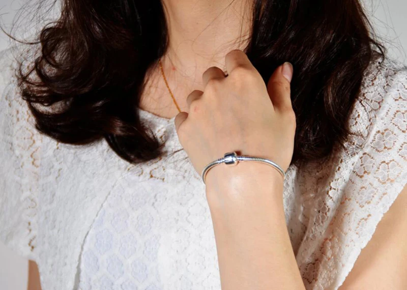 Feito à mão original jóias finas 925 prata esterlina charme pulseira macio suave cobra osso pulseiras para mulher