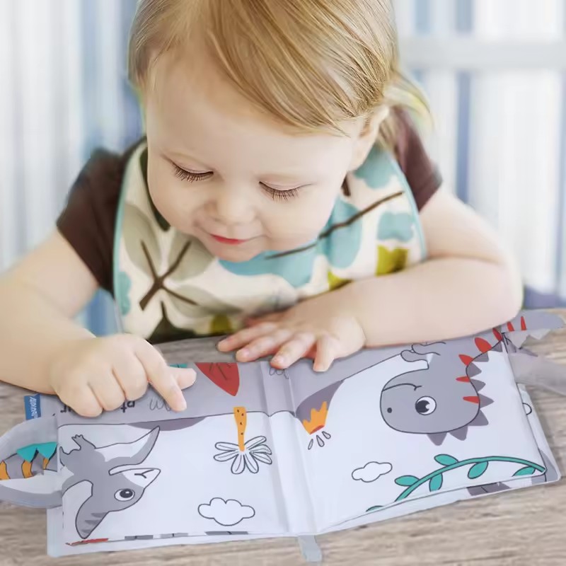 ทารกแรกเกิด Montessori การศึกษาความรู้ความเข้าใจเด็กกิจกรรมหนังสือ Rattle สีดําและสีขาว Contrast Baby Sensory ของเล่นเด็ก