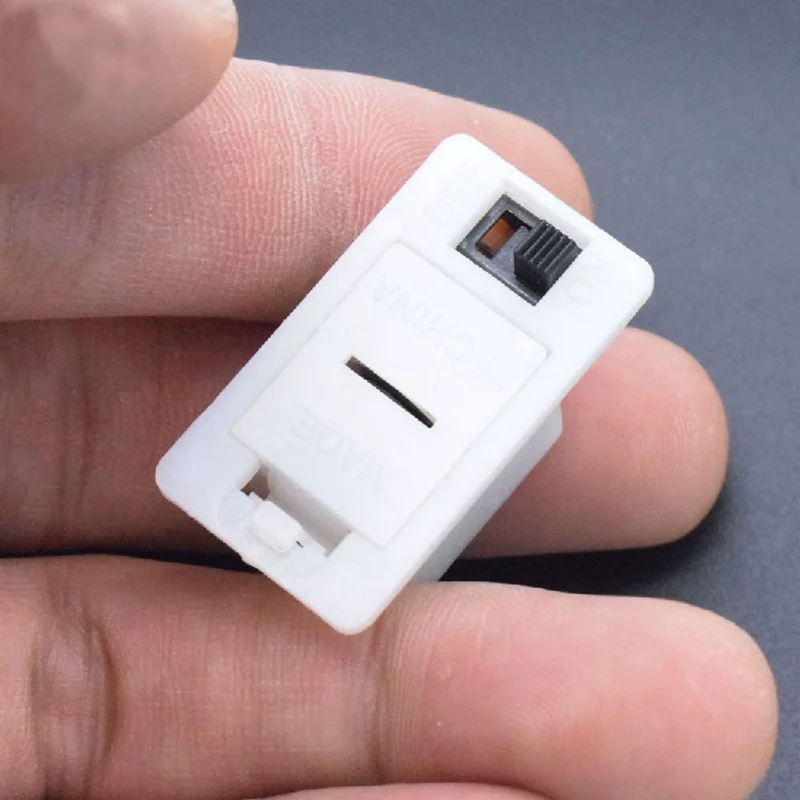 10pcs AG10/LR44 Battery case with switch button 3v 4.5v Gift Player battery case