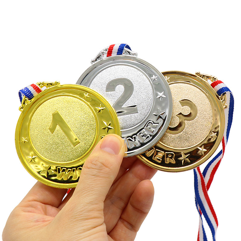Children's Plastic 123 Medals Tags Toys Gold Crown Digital Sports Champion Reward Card Toy Props