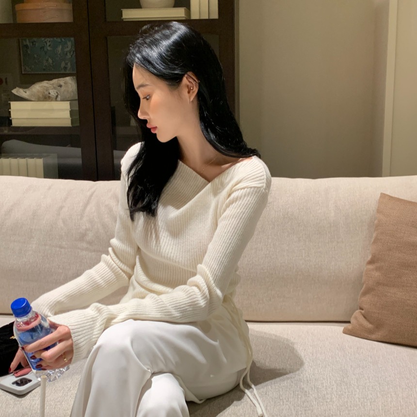 スリムフィット長袖 V ネックニットセーター女性のスタイル秋冬ファッションデザインベルト付きトップ通勤ワンピースポリエステル繊維