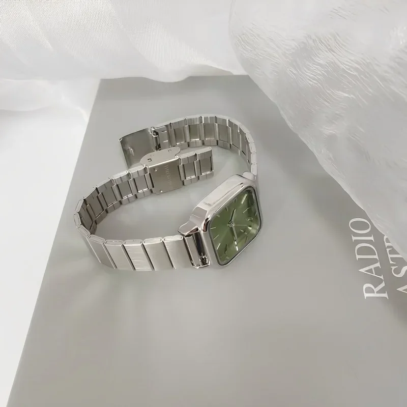 Reloj de pulsera de acero inoxidable 2025, Reloj de cuarzo de lujo para Mujer, Reloj de pulsera versátil de moda informal, Reloj de pulsera para Mujer